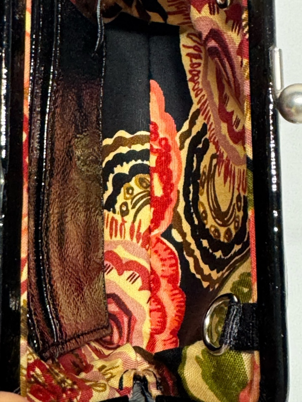 Brighton NEW Roselie Shine Kiss Lock Black Patent Leather Floral Clutch W/ Chain - Picture 5 of 11